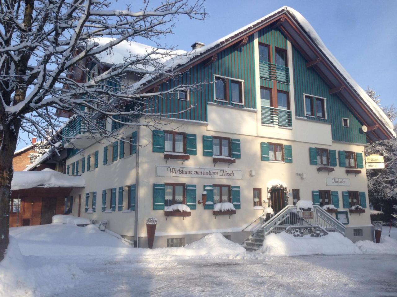 Lustiger Hirsch Otel Akams Dış mekan fotoğraf