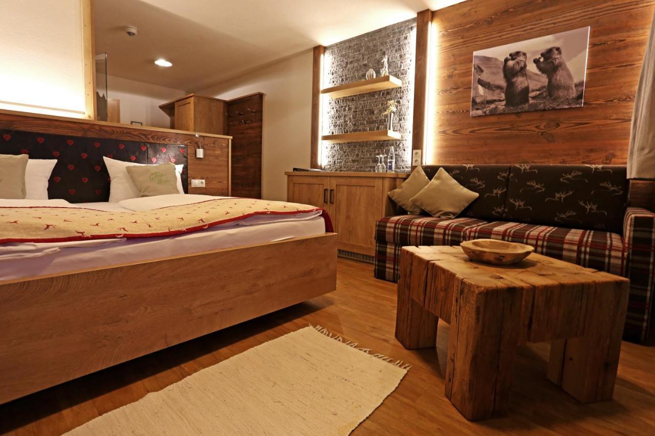 Lustiger Hirsch Otel Akams Dış mekan fotoğraf